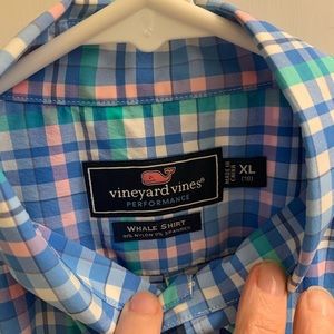 Vineyard Vines, like new button down shirt